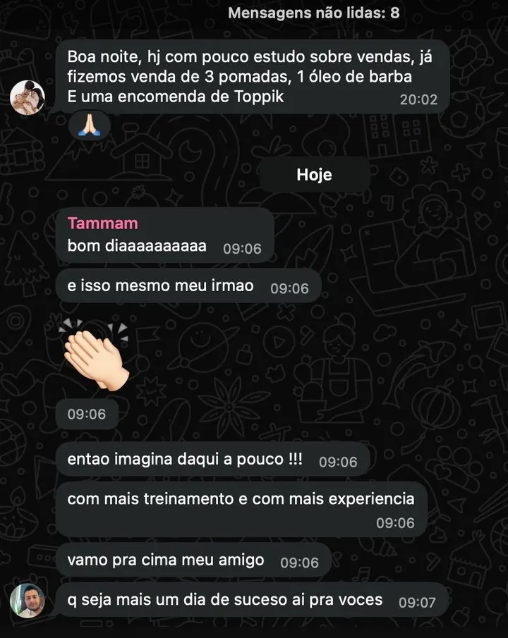 Dono de barbearia relatando vendas de produtos após o método M4